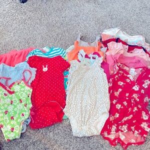 Free shoes BABY GIRL LOT 34 PIECES 6-9 MONTHS